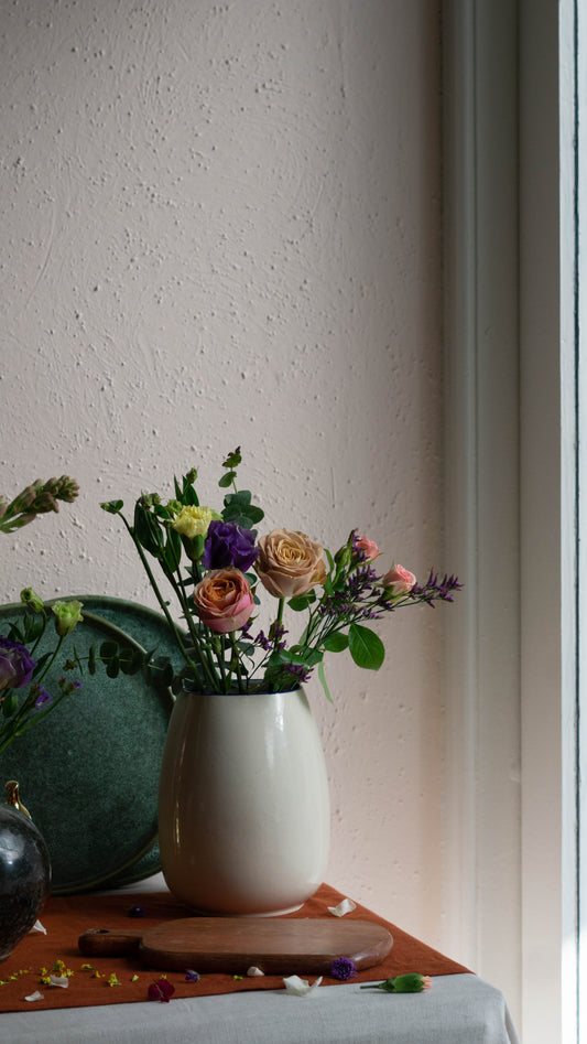 Match Your Zodiac Sign with the Perfect Flower Bouquet