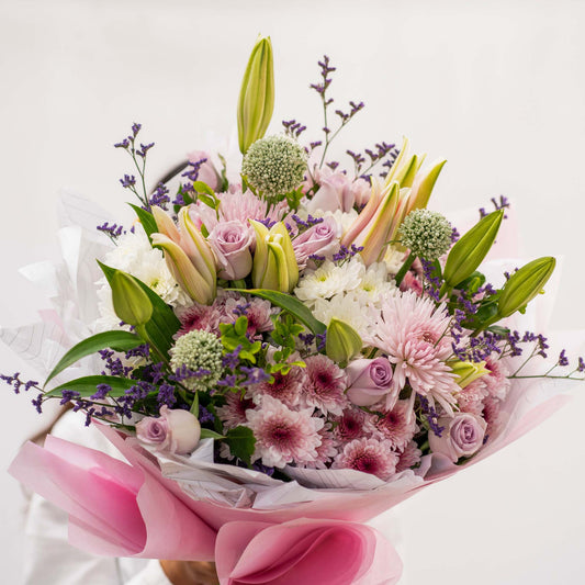 Elegant pink and white bouquet for birthdays and anniversaries
