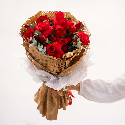 Surprise Valentine’s flower delivery – red rose bouquet